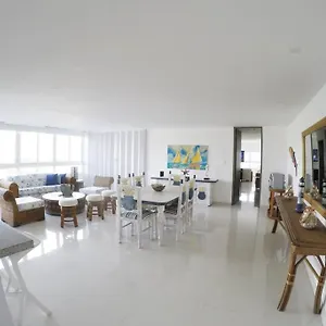 Hermoso Y Amplio Con Vista Al Mar San Andrés